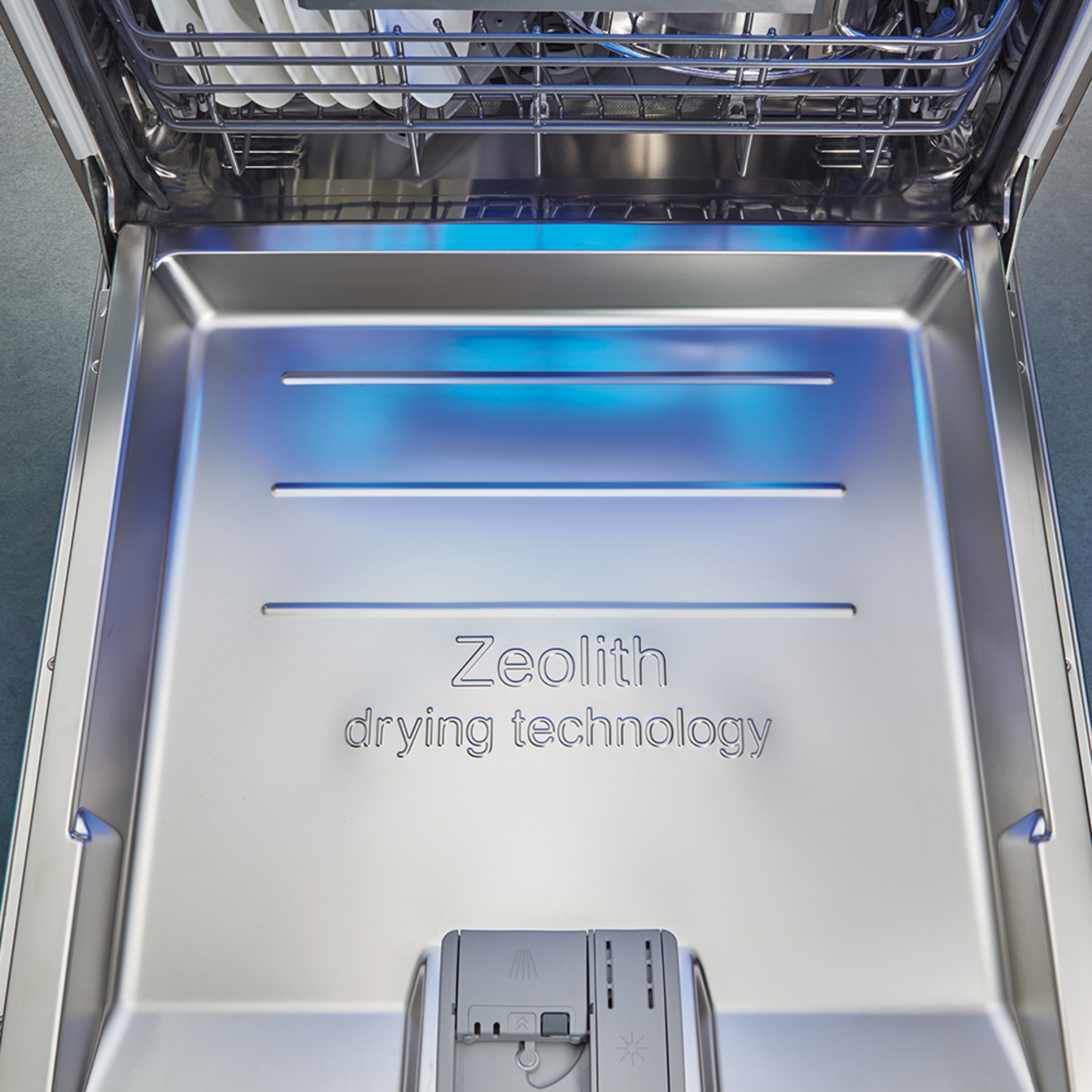Zeolith Trocknen – Für glänzende Spülergebnisse bei Baumeister Elektrotechnik in Erlenbach