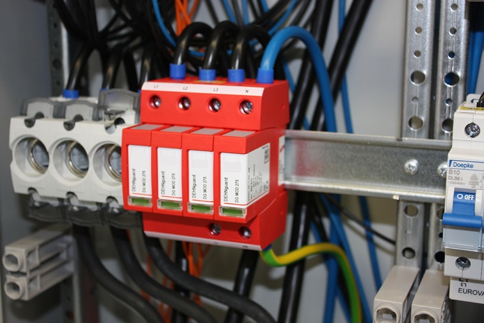 U berspannungsschutz bei Baumeister Elektrotechnik in Erlenbach